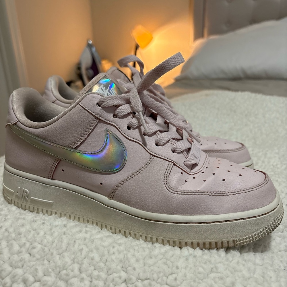 Nike Air Force 1 Pink Sneakers